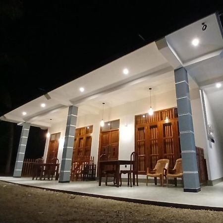 Coco Mount Residence - Hiriketiya Dikwella Exteriör bild